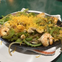 El Sazon Mexican Cuisine - Shrimp Fajitas