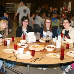 YMCA Camp Willson - Delicious meals are served in Pettigrew Hall. Vegetarian options and a salad bar at every meal!