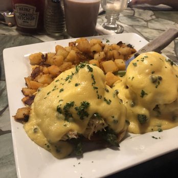 Tin Pan Galley - Crab Cake Benedict - American Near Me - Sackets Harbor, New York Tin Pan Galley - Crab Cake Benedict - American Near Me - Sackets Harbor, New York