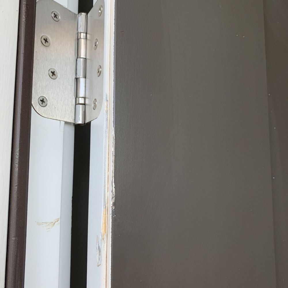 Labor Now Moving - Door damage - Movers Near Me Labor Now Moving - Door damage - Movers Near Me