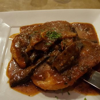 FANATICO - Chicken marsala - Italian Near Me - Whitewater, Wisconsin