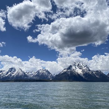 Grand Teton National Park - View of the mountains from the shore of Jackson Lake. - Parks Near Me - Jackson, Wyoming Grand Teton National Park - View of the mountains from the shore of Jackson Lake. - Parks Near Me - Jackson, Wyoming