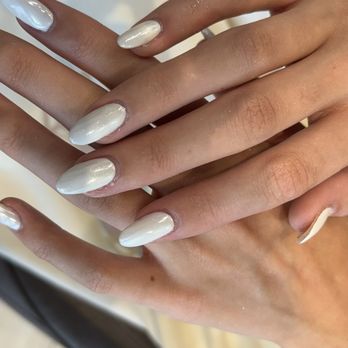 Zen Nail Bar - Chrome nails - Nail Salons Near Me - Sherman Oaks, California