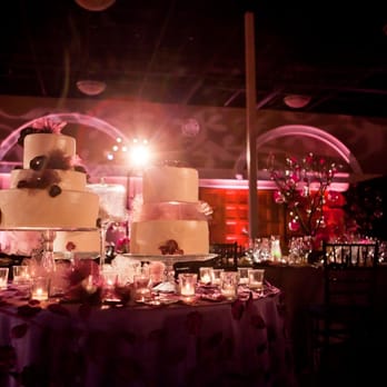 Studio Cake - Photo by Claudia Akers Photography - Bakeries Near Me - Menlo Park, California
