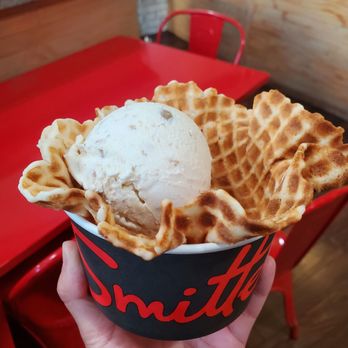Smitten Ice Cream - cookie dough with pretzels and chocolate chips - Ice Cream & Frozen Yogurt Near Me - San Francisco, California Smitten Ice Cream - cookie dough with pretzels and chocolate chips - Ice Cream & Frozen Yogurt Near Me - San Francisco, California