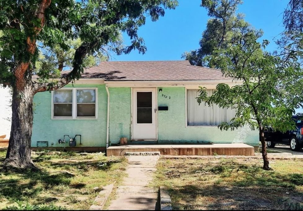 Slide of J&O Handy Services