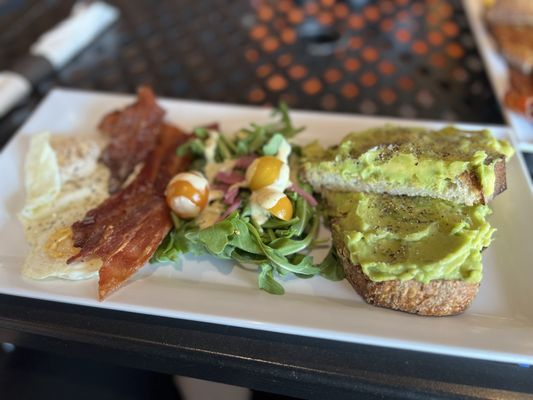 Evergreen Bread & Cocktail Lounge by null