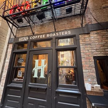 Hero Coffee and Bagel Bar - Outside - Coffee & Tea Near Me - Chicago, Illinois