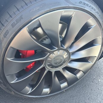 EV Tires - This issue before and after. I got 2 wheels restoration and im so satisfied with the result. Highly recommended shop!!!!!! - Tires Near Me - Buena Park, California