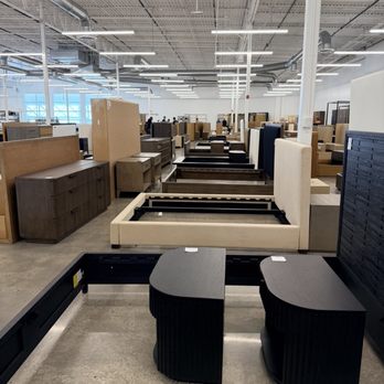 RH Outlet Paramus - Furniture Stores Near Me - Paramus, New Jersey