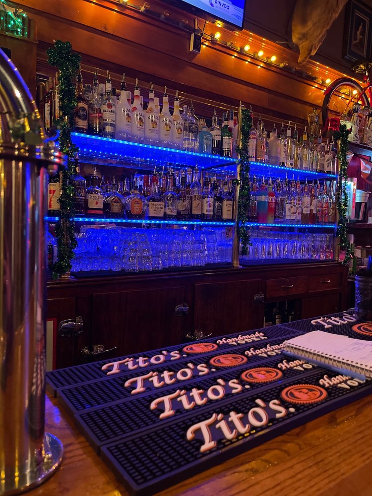 WILD BILLS’S LONG BAR Updated September 2024 21 Photos & 25 Reviews