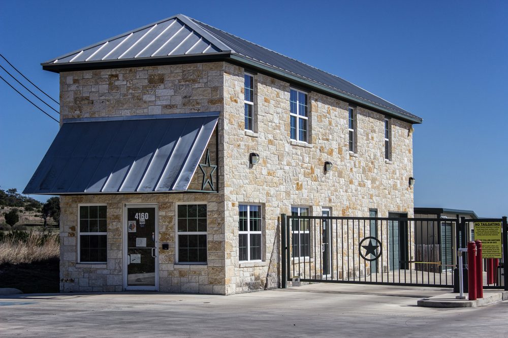 ANOTHER CLOSET SELF STORAGE BANDERA 28 Photos 4160 Texas 16