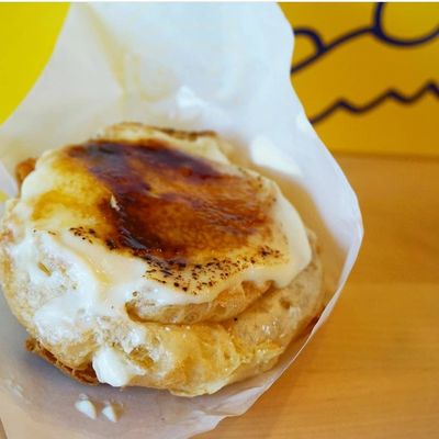Beard Papa's by null