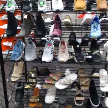Tradehome Shoes - Shoe Stores Near Me - Albuquerque, New Mexico Tradehome Shoes - Shoe Stores Near Me - Albuquerque, New Mexico