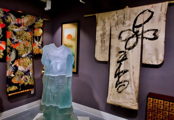Imagine Museum: Contemporary glass art by null