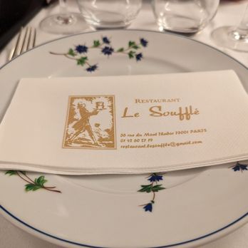 Le Soufflé - The greeting at our table. - French Near Me - Paris, 75 Le Soufflé - The greeting at our table. - French Near Me - Paris, 75
