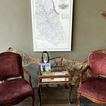 Intermission Bookshop - Beautiful nooks everywhere to read - Bookstores Near Me - Brownwood, Texas