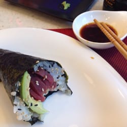 Hokkaido - Tuna temaki (already took a bite)