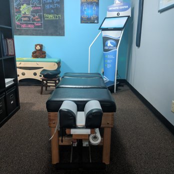 Overlake Chiropractic - Open adjustment table. - Chiropractors Near Me - Bellevue, Washington