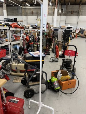 HABITAT FOR HUMANITY RESTORE - Updated January 2025 - 36 Photos & 88