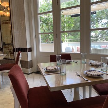 Bottiglia - Dining area - Italian Near Me - Henderson, Nevada