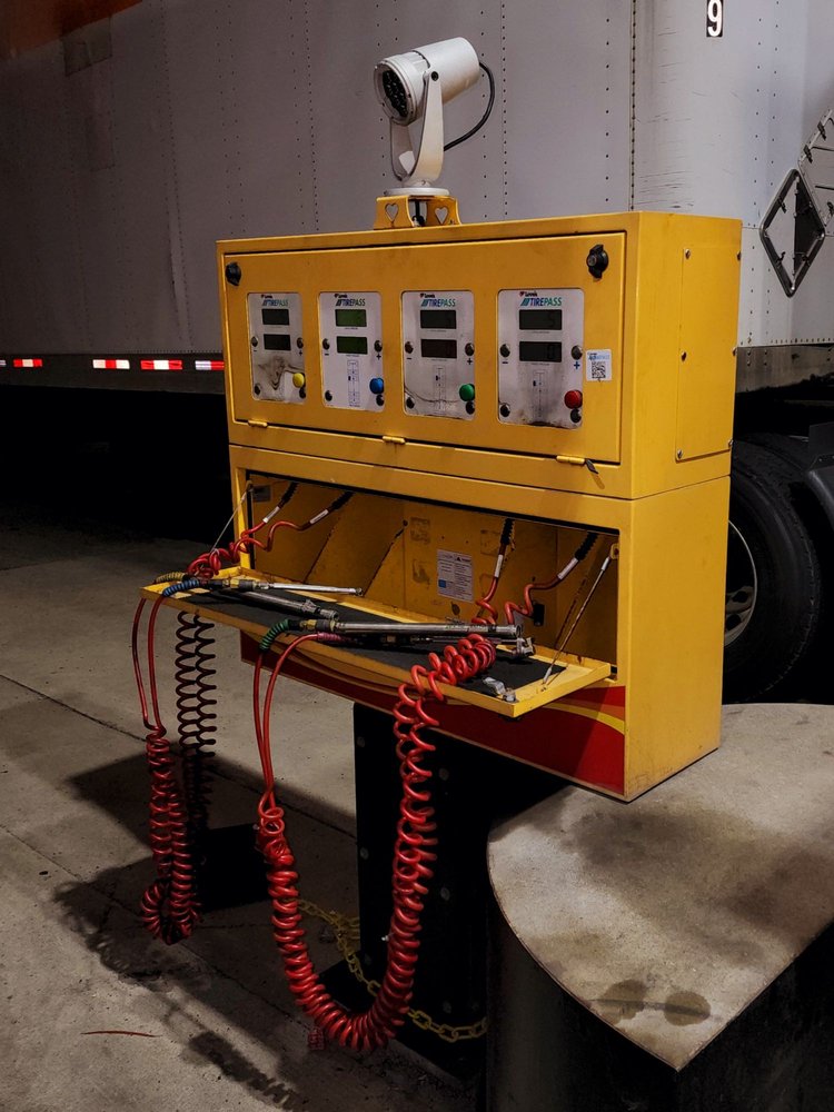 LOVE’S TRAVEL STOP Updated September 2024 61 Photos & 14 Reviews 6190 South State Route