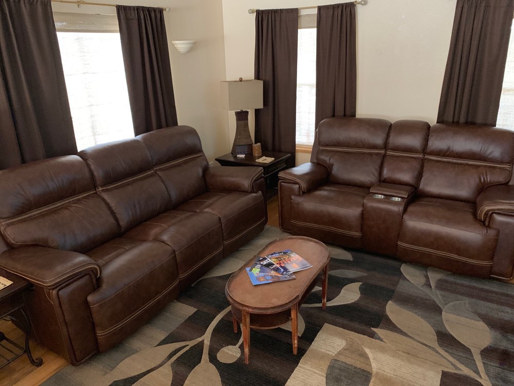 SPARKS FURNITURE Updated August 2024 18 Reviews 316 E Fry Blvd