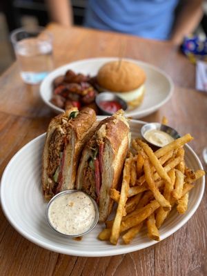 Simmzy's Restaurant Manhattan Beach by null