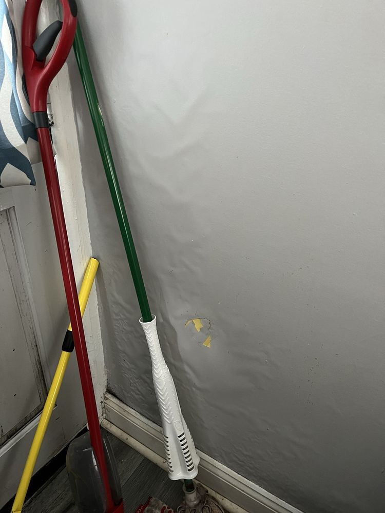 MCDONNELL PROPERTY MANAGEMENT Updated September 2024 25 Photos 422 Pershing Ave, Davenport