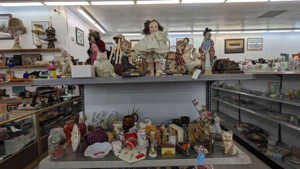 Beacon House Thrift Shop - Long Beach by null