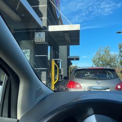 Burger King - DriveThru is soooooooooooooo slow!!!!!!!!!