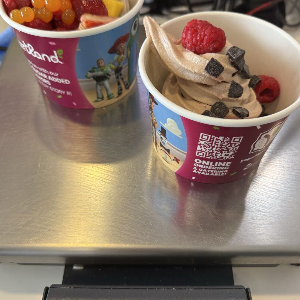 Yogurtland - Ice Cream & Frozen Yogurt Near Me - Centennial, Colorado Yogurtland - Ice Cream & Frozen Yogurt Near Me - Centennial, Colorado