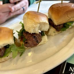 Filet Mignon Sliders Filet Mignon Sliders