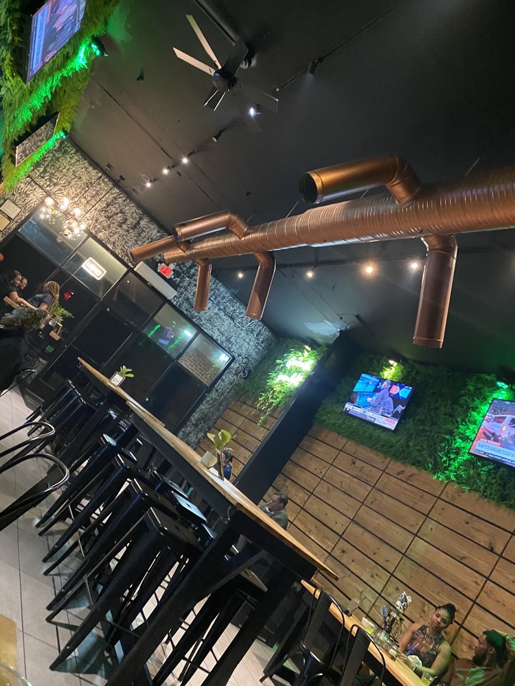 29th & Green Bistro, Hampton Roadtrippers