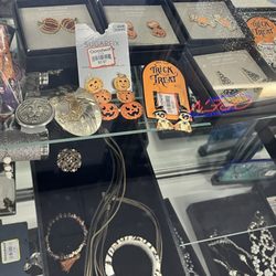 Goodwill - Halloween jewelry
