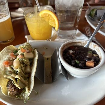 Perfect Pear Bistro - Falafel Tacos, black beans with spicy pear, Rumdriver. 11 guests total! Perfect service! - New American Near Me - Tempe, Arizona