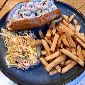 La Bûche - seafood sandwich - Canadian (New) Near Me - Quebec City, Quebec La Bûche - seafood sandwich - Canadian (New) Near Me - Quebec City, Quebec
