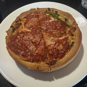 Giordano's - Individual 6" Pepperoni Deep Dish Pizza - Pizza Near Me - Chicago, Illinois Giordano's - Individual 6" Pepperoni Deep Dish Pizza - Pizza Near Me - Chicago, Illinois