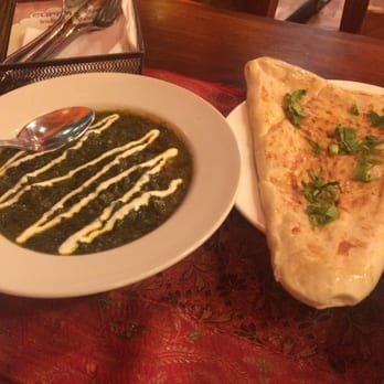 Curry Omm - Vege paneer and naan - Indian Near Me - Playa del Carmen, ROO Curry Omm - Vege paneer and naan - Indian Near Me - Playa del Carmen, ROO