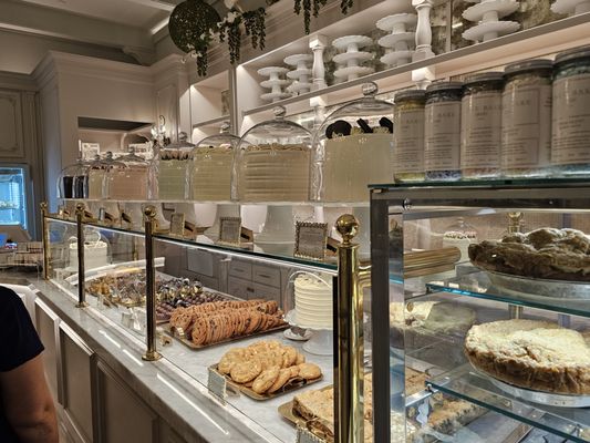 The Cake Bake Shop by Gwendolyn Rogers, Carmel City Center by null