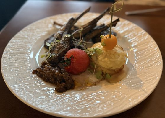 Bistro 4293 by null