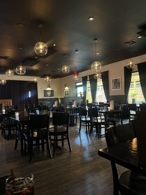 LJ's Bistro & Bar by null