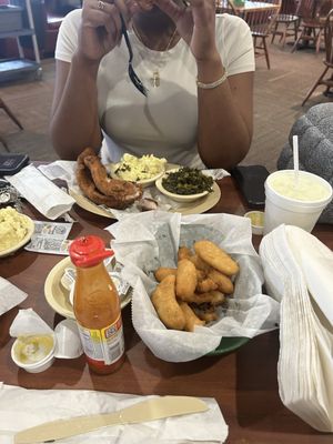 Ralph's Barbecue by null