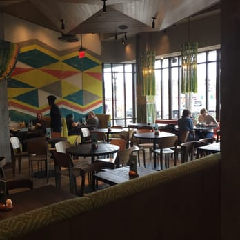 Nando's Peri-Peri - Gorgeous interior. - Chicken Shop Near Me - OakPark, Illinois