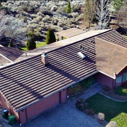 Giant Roofing