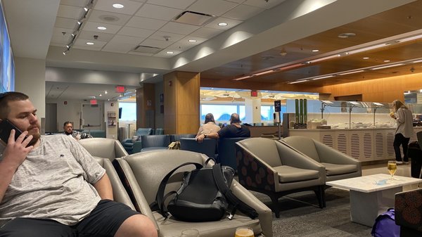 Delta Sky Club by null