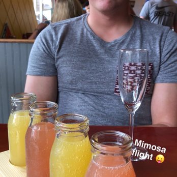 Don's Country Kitchen - Breakfast & Brunch Near Me - Oceanside, California