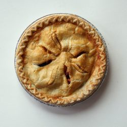 Pennsylvania General Store - Beilers Peach Blueberry baked Pie