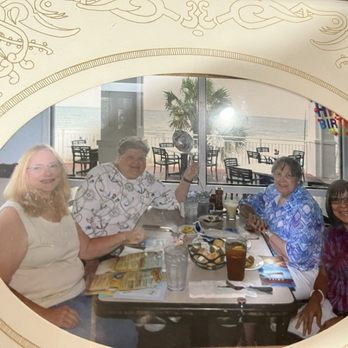 Damons Grill - Seafood Near Me - Myrtle Beach, South Carolina