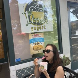 After I watched ABBA , I enjoyed strawberry lemonade yogurt. It was delicious. I will be back soon. After I watched ABBA , I enjoyed strawberry lemonade yogurt. It was delicious. I will be back soon.